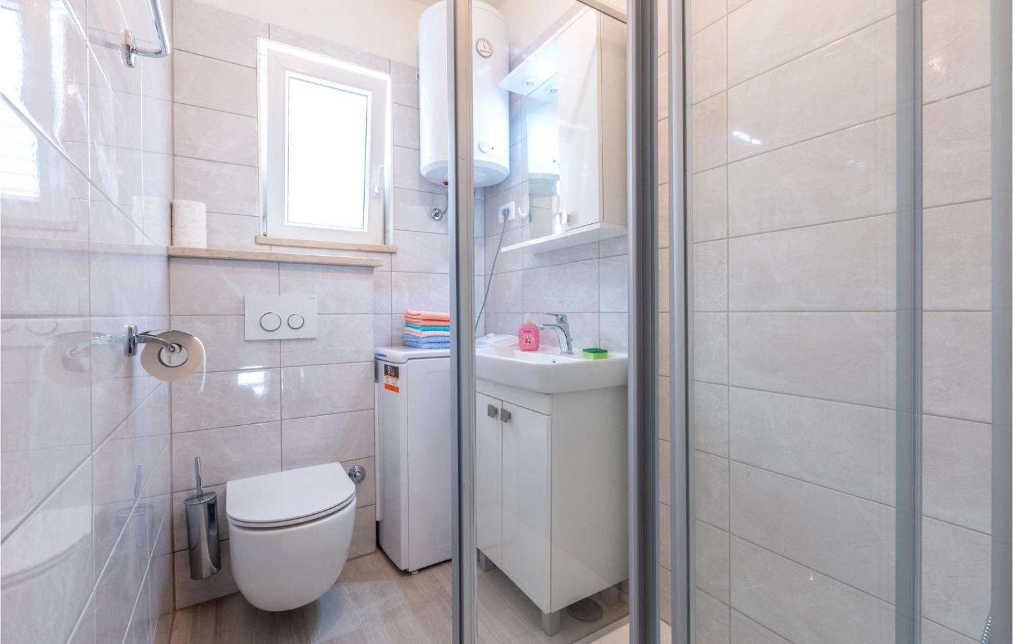 0-Bedroom Apartment in Stobrec Split Buitenkant foto